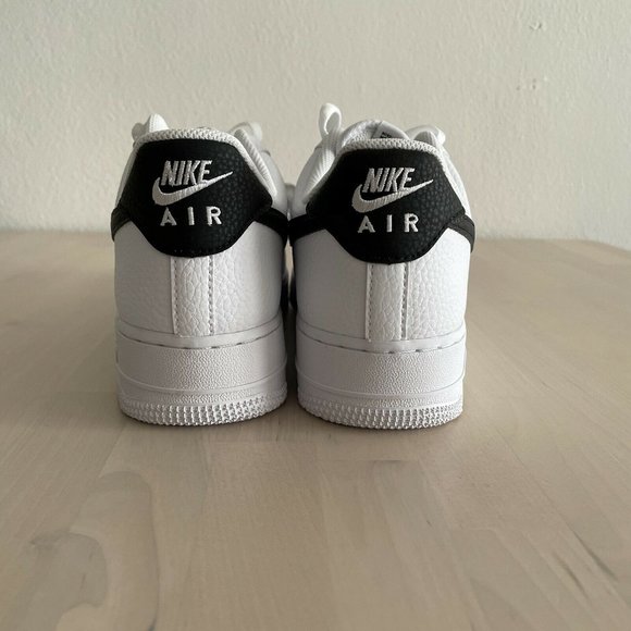Nike Air Force 1 \'07 Low White Black Pebbled Leather CT2302-100 Men’s Size 10 main image 8